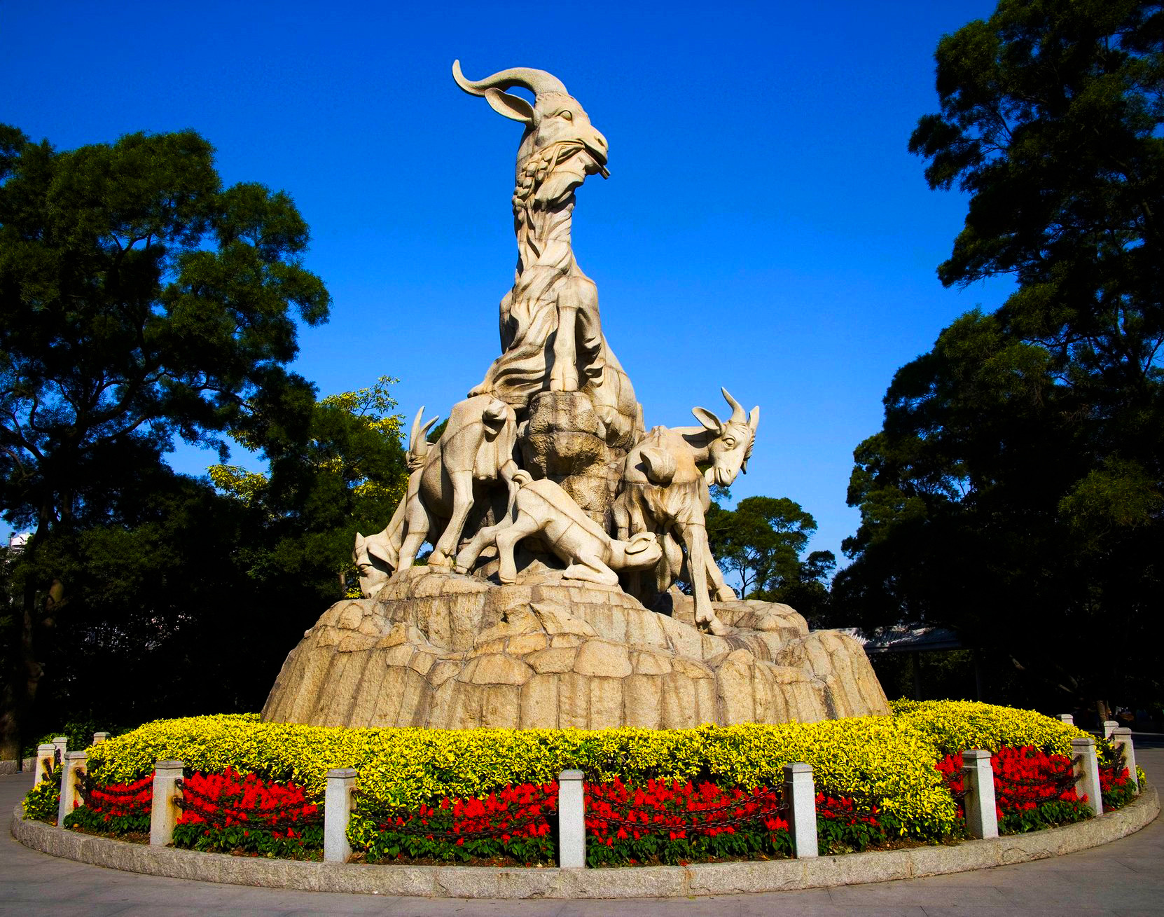 广州羊城八景：千年文脉与现代都市的浪漫交响